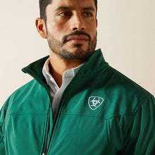 Load image into Gallery viewer, Ariat Men&#39;s New Team Softshell Mexico Jacket (Green) 10039459