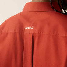 Load image into Gallery viewer, Ariat Men&#39;s Team Logo Twill Classic Button Down Shirt (Red) 10055288