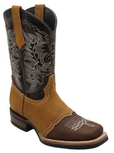Load image into Gallery viewer, Silverton Carson Genuine Leather Wide Square Toe Boots (Brown)